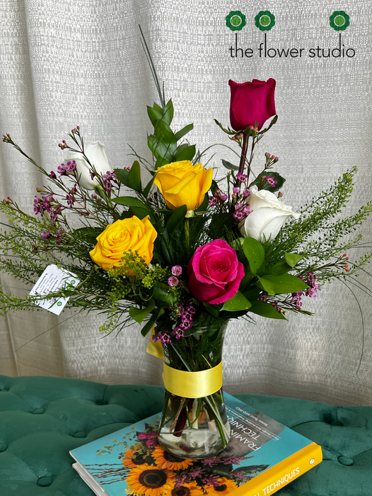 Rose Lover - Assorted colored roses