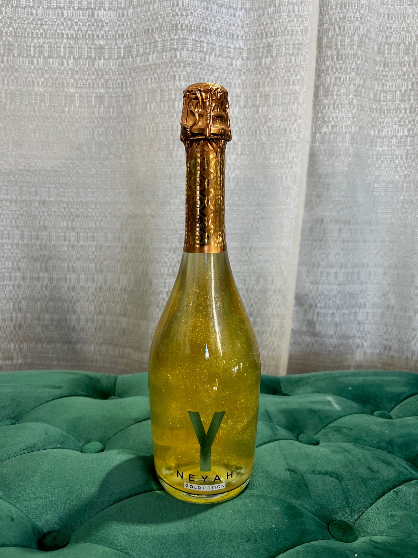 Season's Greetings Gourmet Box + Neyah Gold Potion